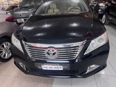 Xe Toyota Camry 2.0E 2014