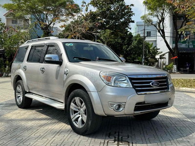 FORD EVEREST 2012 MT 7 CHỔ MÁY DẦU
