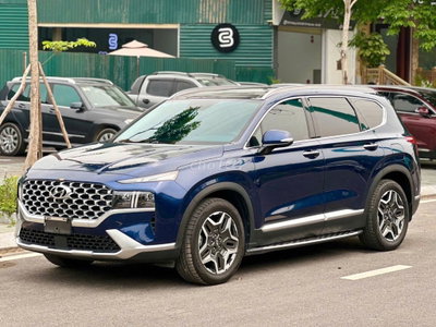 Hyundai Santafe 2023 Xăng 32000 km
