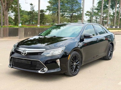 Toyota Camry 2019 2.0E xe chạy 8v km. siêu mới