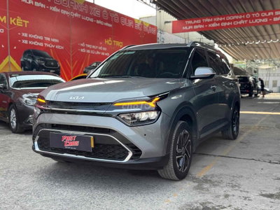 Kia Carens 2024 Luxury 42.000 km không lỗi lầm