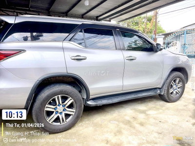 Toyota Fortuner 2017 2.4G 4x2 - 220000 km