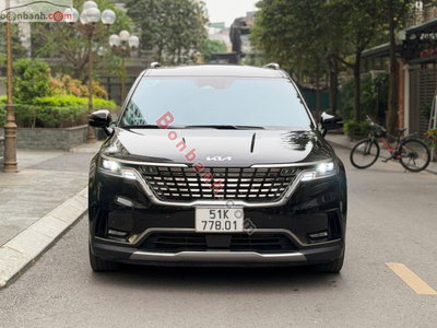 Xe Kia Carnival Signature 2.2D 2023