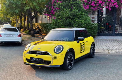 Mini Cooper S 2025 Vàng