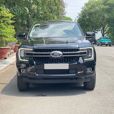 Ford Ranger XLS AT 4x2 sx 2025 Xe Cá Nhân