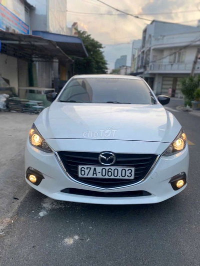 Mazda 3 2016 Trắng 70.000 km