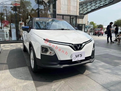Xe VinFast VF5 Plus 2026