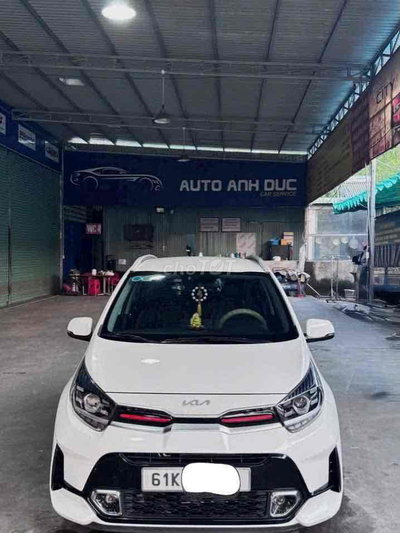 Kia Morning 2024 GT line Trắng 8000 km