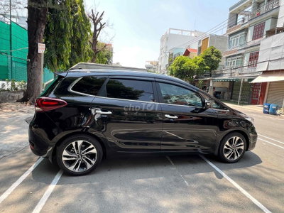 KiA rondonSX 2.0 AT - 37000 km