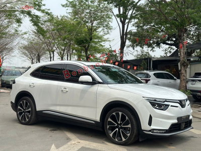 Xe VinFast VF8 Plus AWD 2023