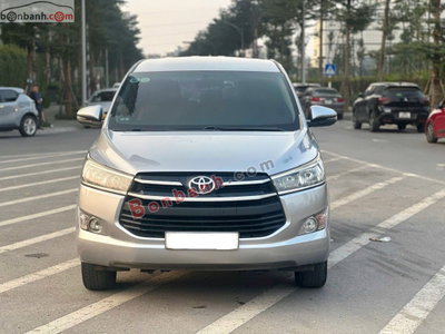 Xe Toyota Innova 2.0E 2018