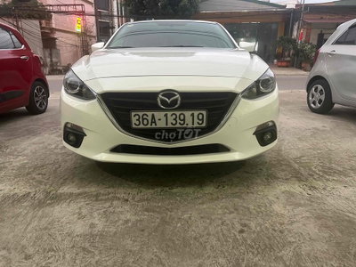 Mazda 3 Trắng 5 chỗ