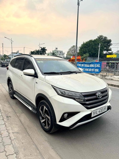 Toyota Rush 2020 Trắng 80.000km