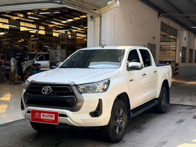 Hilux 4x2 AT 2021 - Bank 65% - Giá TL