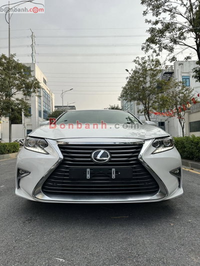 Xe Lexus ES 250 2015