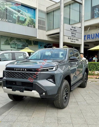 Xe Toyota Hilux Pro 2.8L 4x2 AT 2026