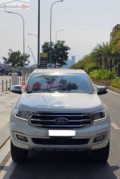 Xe Ford Everest Titanium 2.0L 4x2 AT 2019