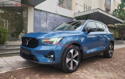 Xe Volvo XC40 Ultimate B5 AWD 2023