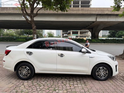 Xe Kia Soluto 1.4 AT Deluxe 2020