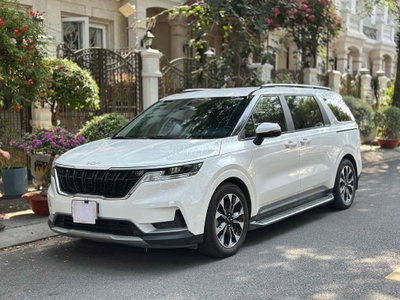 KIA Carnival 2022 Luxury máy dầu 2.2D 8s