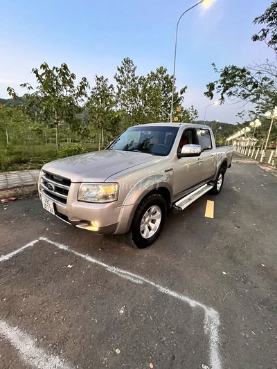 Ford Ranger XLT 2007 Bạc