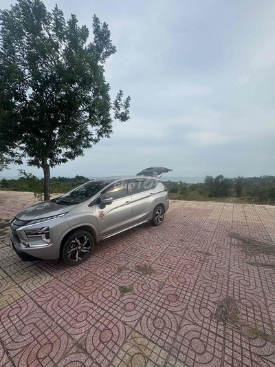Mitsubishi Xpander 2022 Premium Bạc