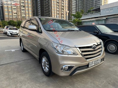 Xe Toyota Innova 2.0G 2014
