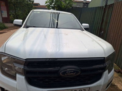Ford Ranger 2022 XLS Trắng