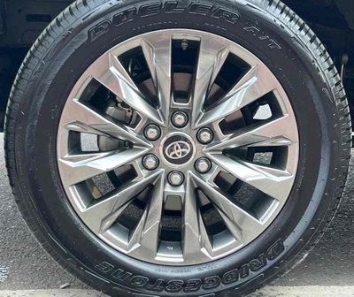 Toyota Land Cruiser 2024 LC300 VX.R