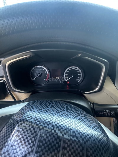 Mitsubishi Xpander 7 chỗ Bạc