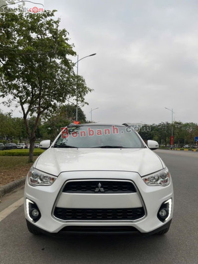 Xe Mitsubishi Outlander 2014