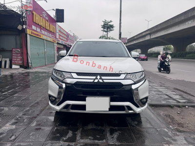 Xe Mitsubishi Outlander 2.0 CVT 2022