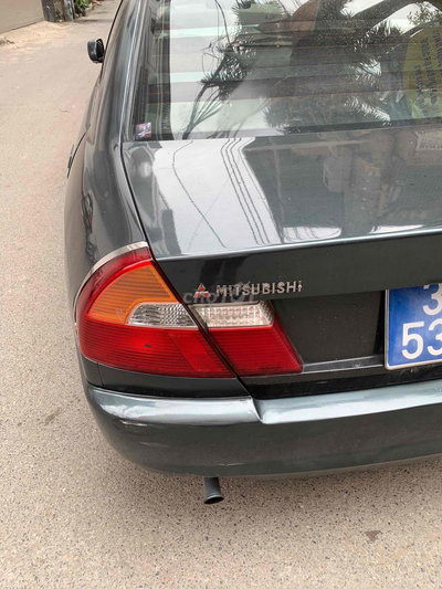 Mitsubishi Lancer Xám số sàn