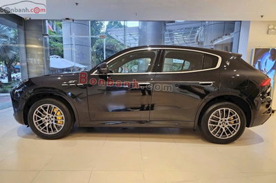 Xe Maserati Grecale GT 2023