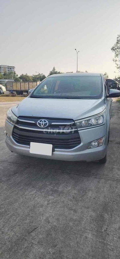 Toyota Innova 2018 2.0E 160000 km Bạc