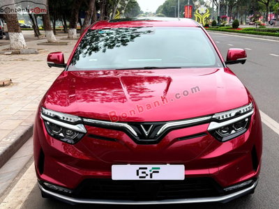 Xe VinFast VF8 Plus AWD 2023