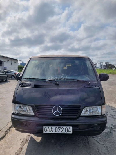 Mercedes-Benz 9 chỗ Đen