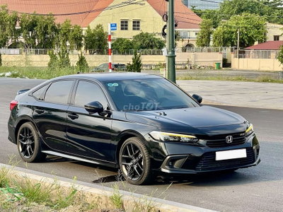 Honda Civic RS 2023 Đen 35.000km