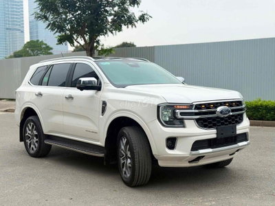 Ford Everest 2022 Titanium 2.0L 1 cầu, máy dầu