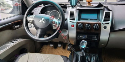 Xe Mitsubishi Pajero Sport 2012