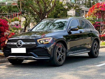 Xe Mercedes Benz GLC 300 4Matic 2020