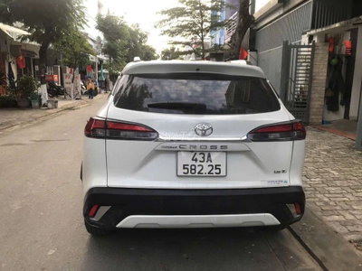Toyota Corolla Cross 1.8V Trắng