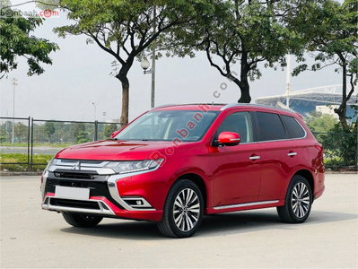 Xe Mitsubishi Outlander Premium 2.0 CVT 2022