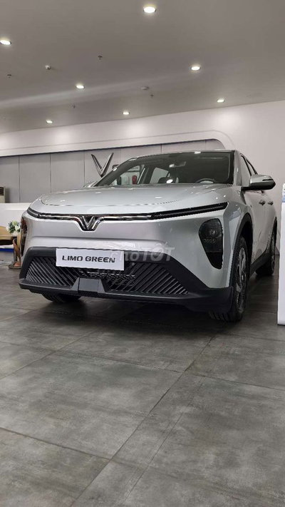 Limo Green - Trả trước 85 triệu nhận xe ngay