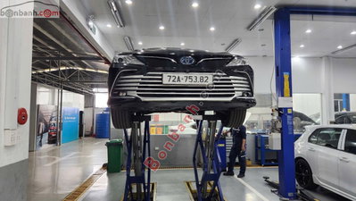 Xe Toyota Camry 2.5 HEV Top 2024