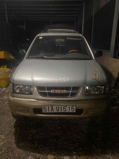 Isuzu Hilander 2004 Bạc