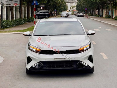 Xe Kia K3 Premium 2.0 AT 2022