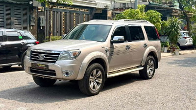 Ford Everest 2012 Dầu Tự Động