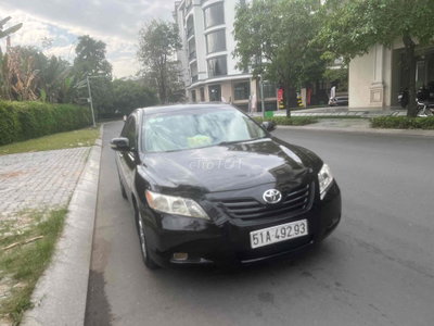 Toyota Camry màu Đen