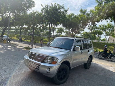 Mitsubishi Pajero xe đẹp máy xăng 2 cầu